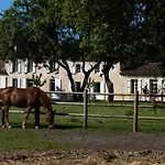 Les Cinq Sens Du Chateau Mayne Lalande Penzion Castelnau-de-Médoc