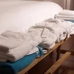 Les Cinq Sens Du Chateau Mayne Lalande