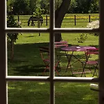 Les Cinq Sens Du Chateau Mayne Lalande Гостевой дом *