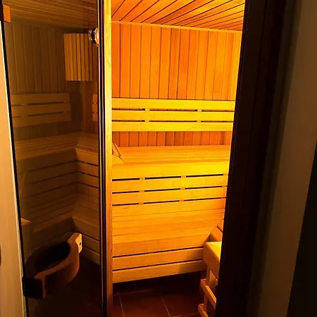 Les Cinq Sens Du Chateau Mayne Lalande Penzion